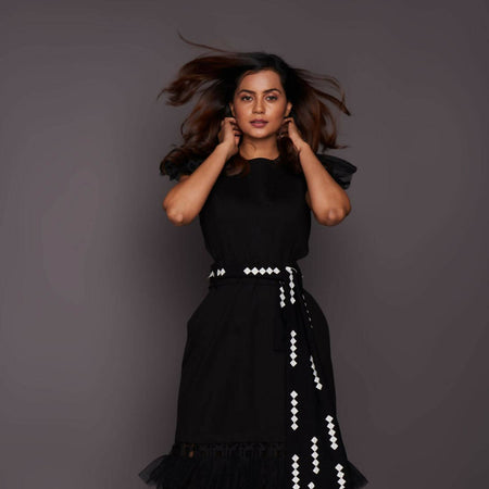 BACK OPEN CUTWORK BOTTOM DRESS