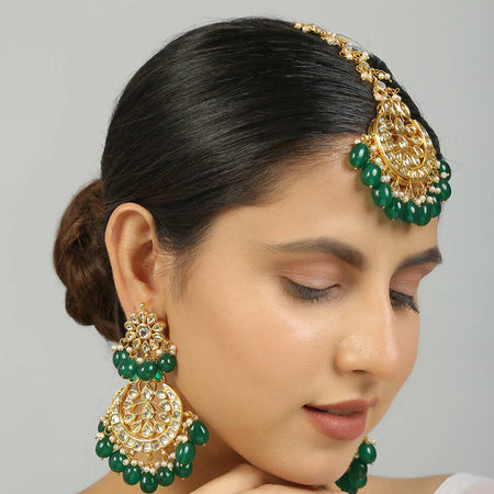 Kundan inspired emerald beaded earrings & Maang Tikka Set