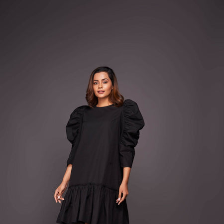 Pleated hem cotton dress