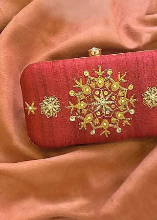 PITAN MANDALA CLUTCH