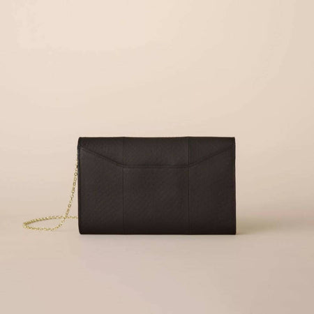 Qm1J4seZu4uR5kv1nXkf0FXSISpaKoCaAX1HFXI8