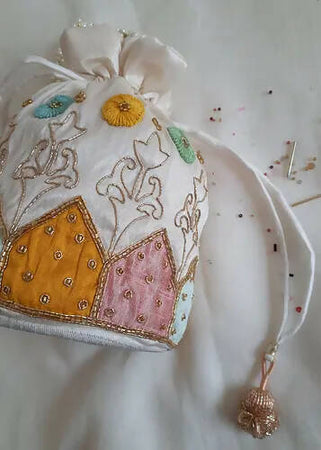 Appliquè Pastel Potli Bag