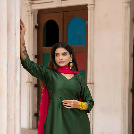 EERUM CHANDERI KURTA IN GREEN
