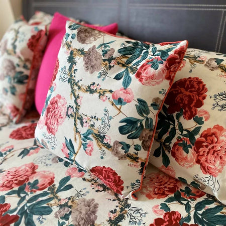 Floral bloom Cushion Cover