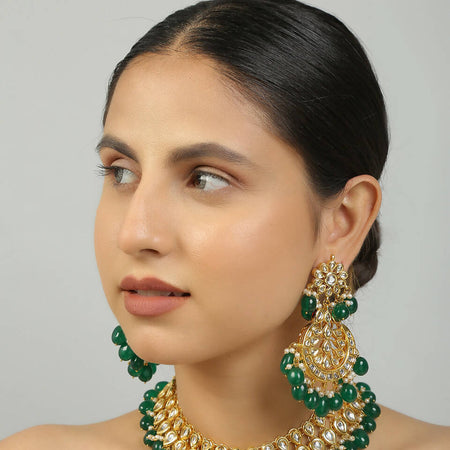 Emerald beaded Kundan necklace set with earrings